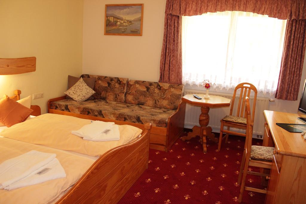 Landhotel Gasthof Zwota Klingenthal Δωμάτιο φωτογραφία